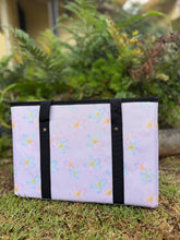 Load image into Gallery viewer, Pua Melia Ānuenue Cube-Lapsible Tote
