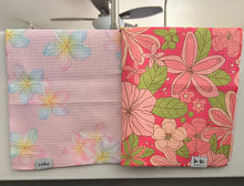 Load image into Gallery viewer, Reiko X So Uʻi Hawaiʻi Microfiber Towels
