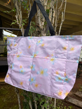 Load image into Gallery viewer, Pua Melia Ānuenue beach bag
