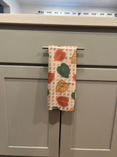 Load image into Gallery viewer, Give Thanks Microfiber towel
