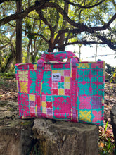 Load image into Gallery viewer, Vintage Aloha Quilted Bag
