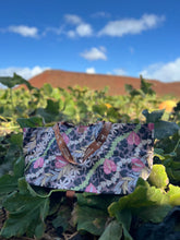 Load image into Gallery viewer, Mana Wāhine Behbeh Bucha
