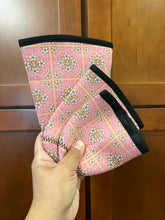 Load image into Gallery viewer, Pua Melia Cup Sleeve PINK
