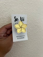 Load image into Gallery viewer, Air Freshener Vent Clips Puakenikeni scent
