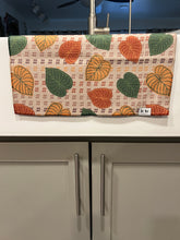 Load image into Gallery viewer, Give Thanks Microfiber towel
