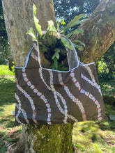 Load image into Gallery viewer, Niʻihau reusable bags Fall Edition
